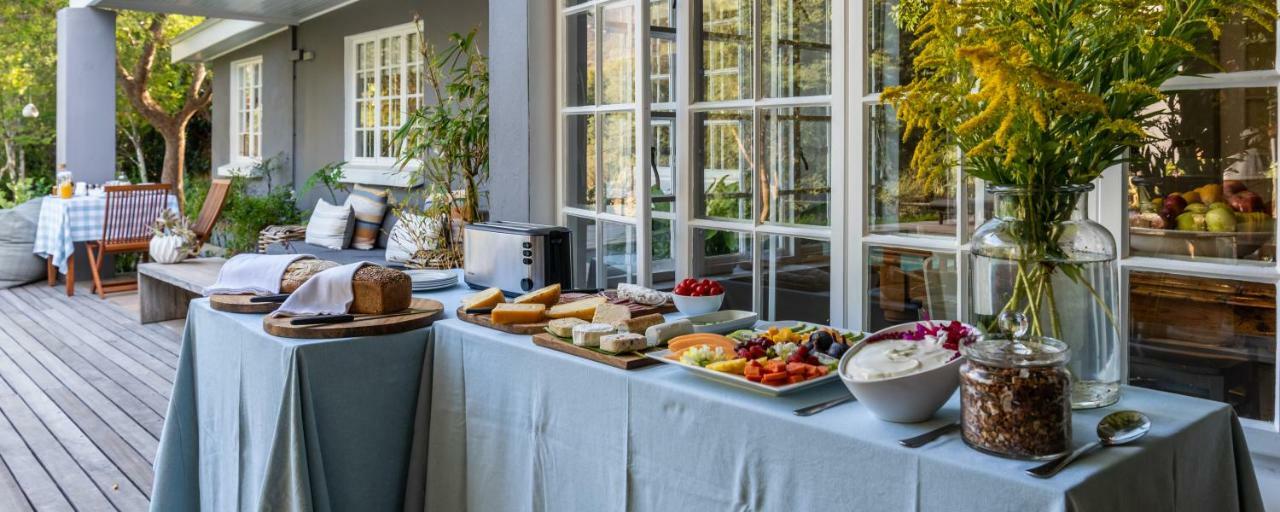 In Abundance Guest House Монтегю Екстериор снимка